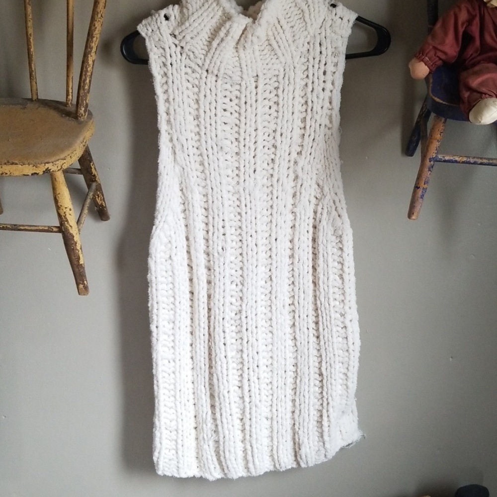 Free People Sleeveless Cable Knit Sweater